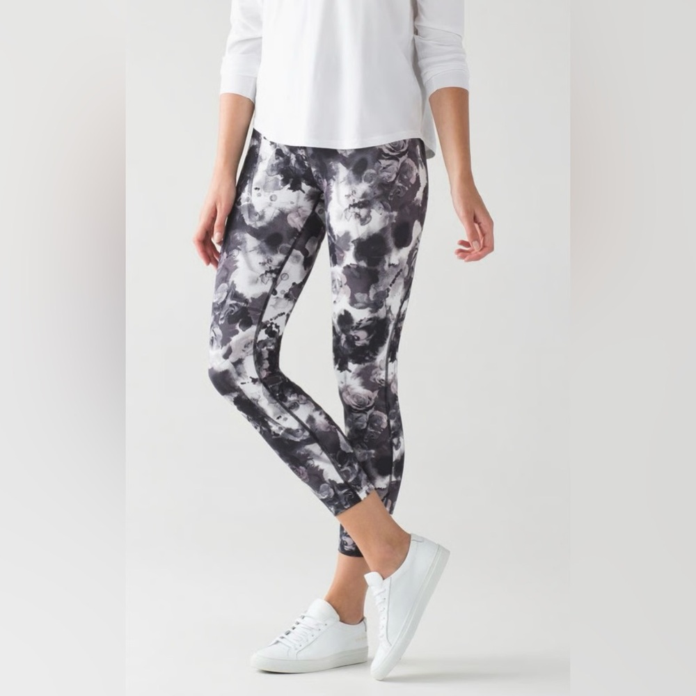 Lululemon Wunder Under Crop Leggings size 6 Hi-Rise NWOT (#624)